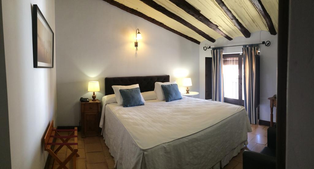 Hotel El Convent 1613 La Fresneda Rom bilde